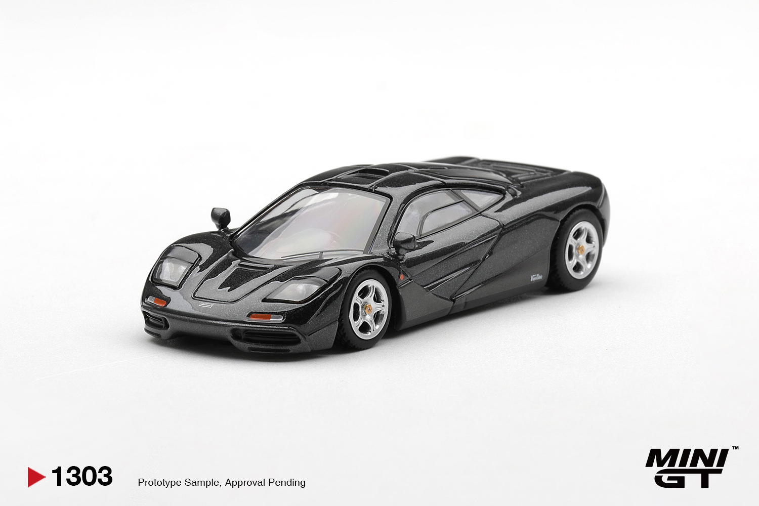 Die Cast Car 1 64 - MINIGT 1/64 McLaren F1 Biru Hitam